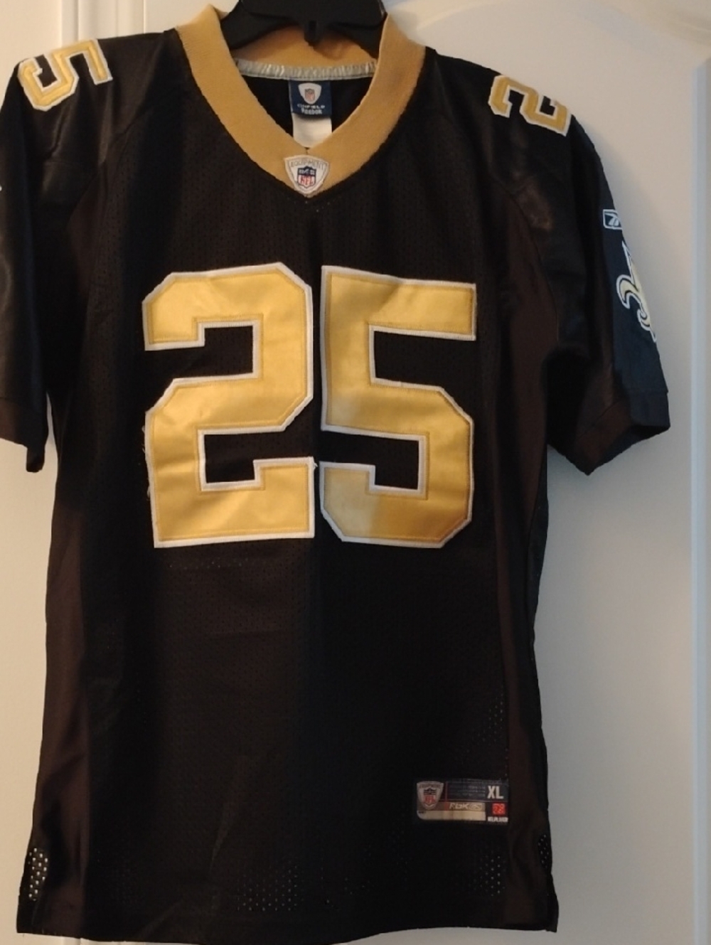 Vintage NFL Reggie Bush #25 Saints Football Jersey